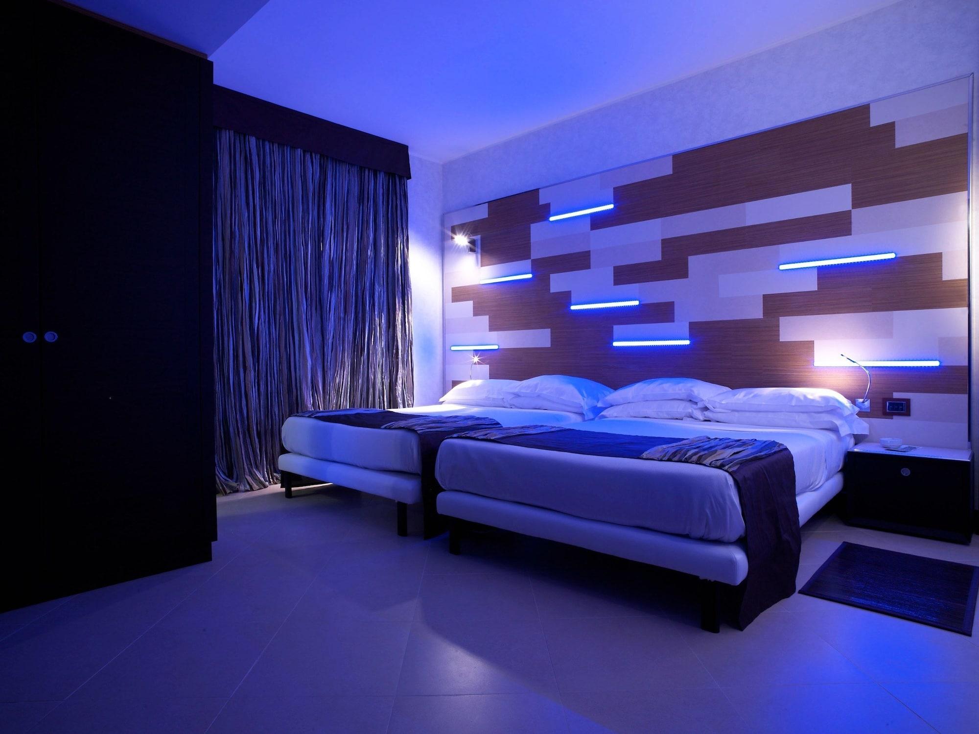 Mare Hotel Савона Екстериор снимка