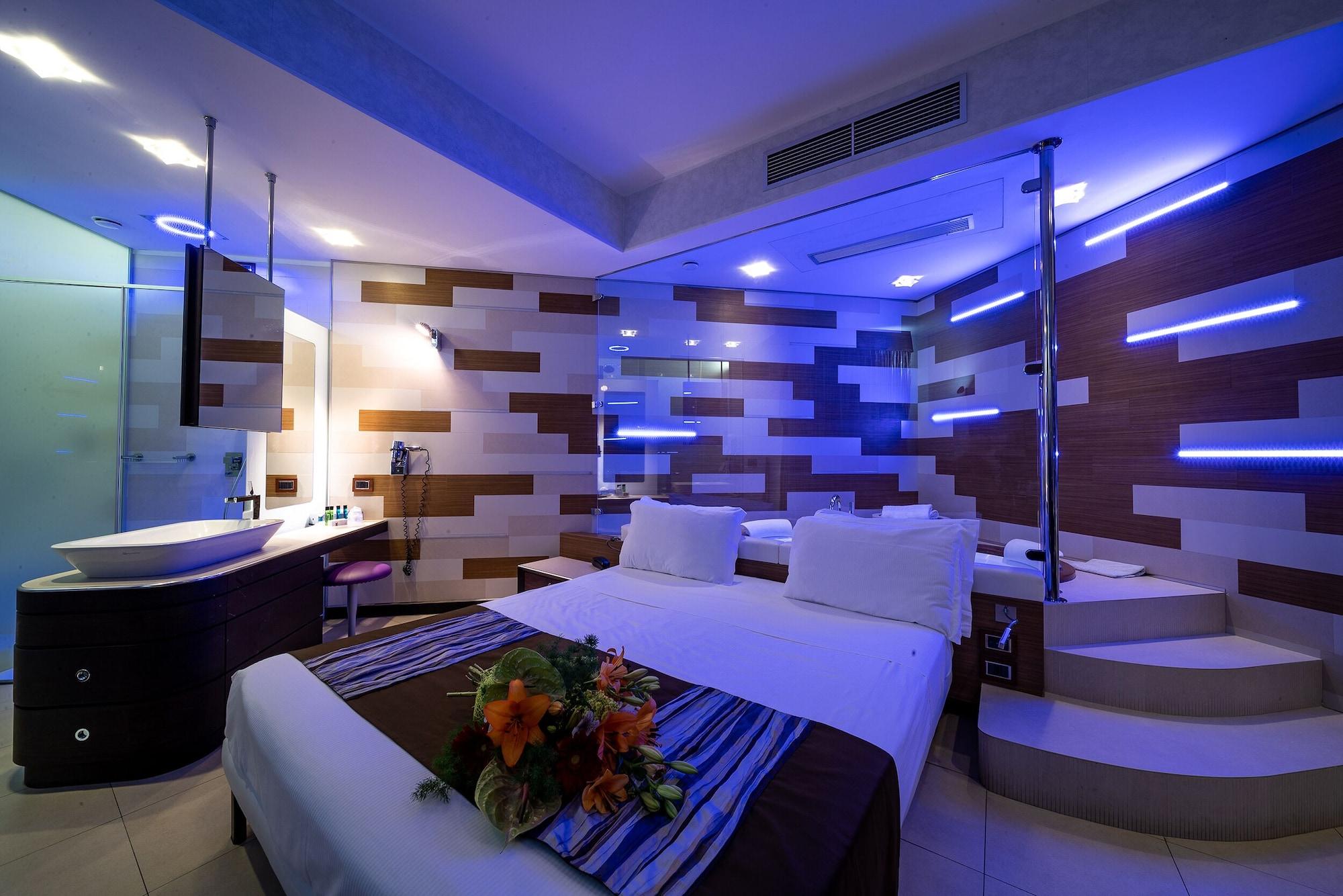 Mare Hotel Савона Екстериор снимка